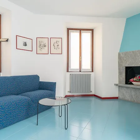 Casa Rossella - Charming Retreat In Rancio Apartment