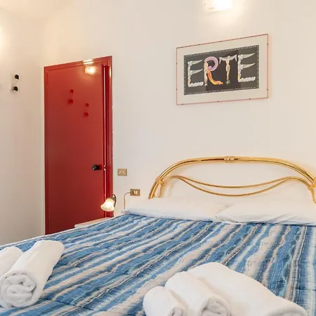 Casa Rossella - Charming Retreat In Rancio Apartment